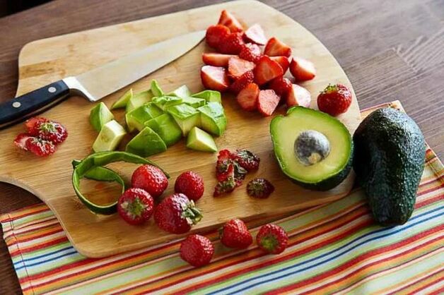 Avocado e fragole
